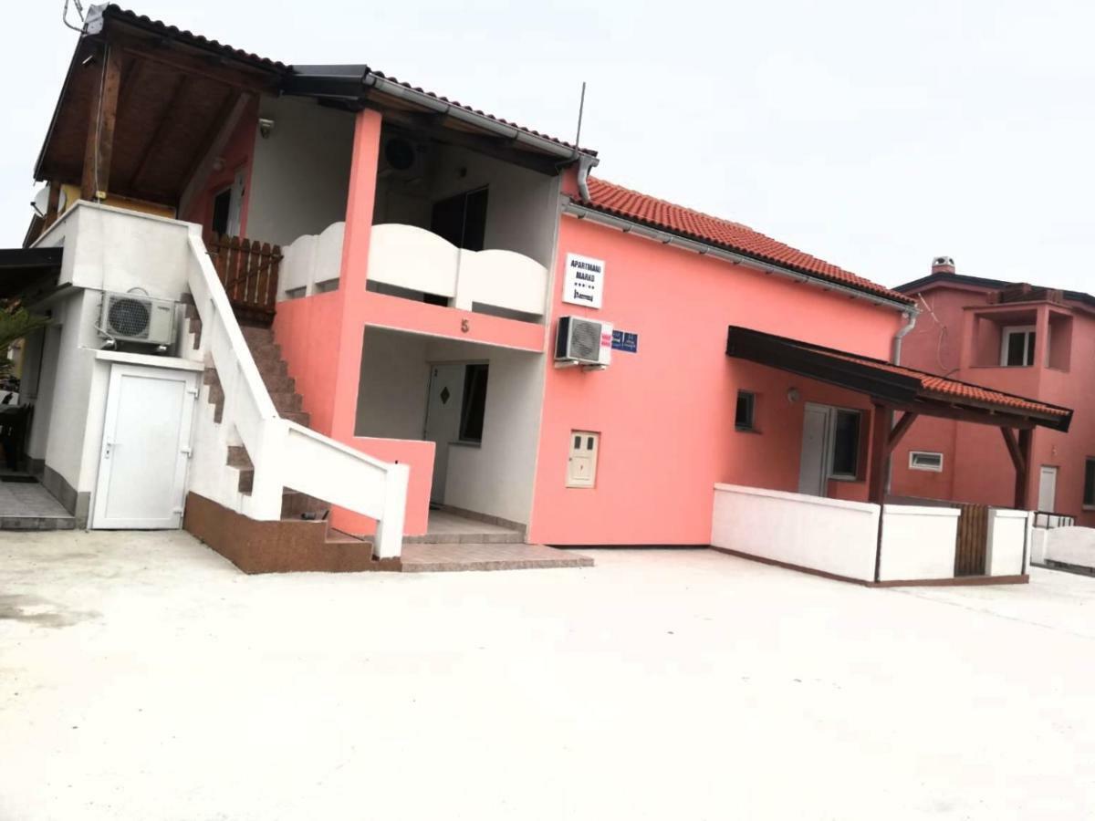 Apartments Marko Vir Exterior photo